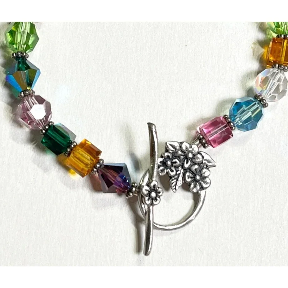 Crystal Bead Bracelet Silver Tone Floral Toggle Clasp Mixed Shapes Faceted Glass